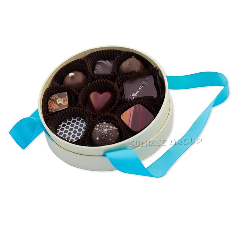 Luxury Voguish Everlasting Round Chocolate Hat Box